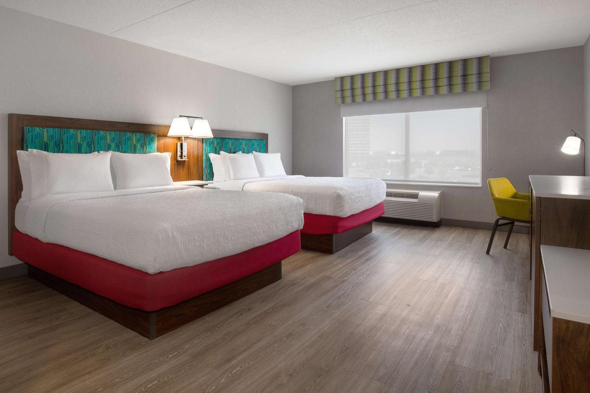Hampton Inn By Hilton Brampton - Toronto Exteriér fotografie
