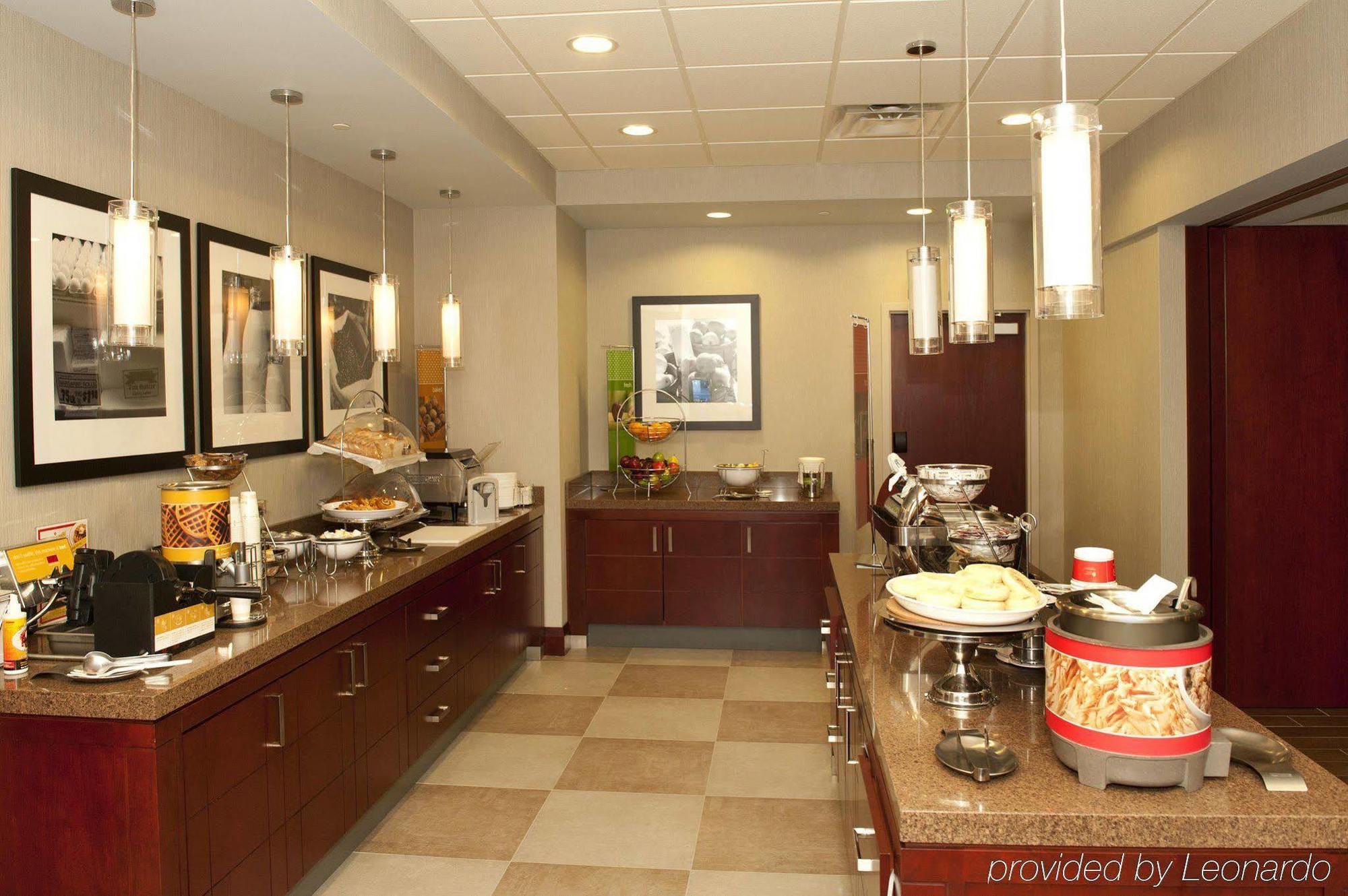 Hampton Inn By Hilton Brampton - Toronto Exteriér fotografie